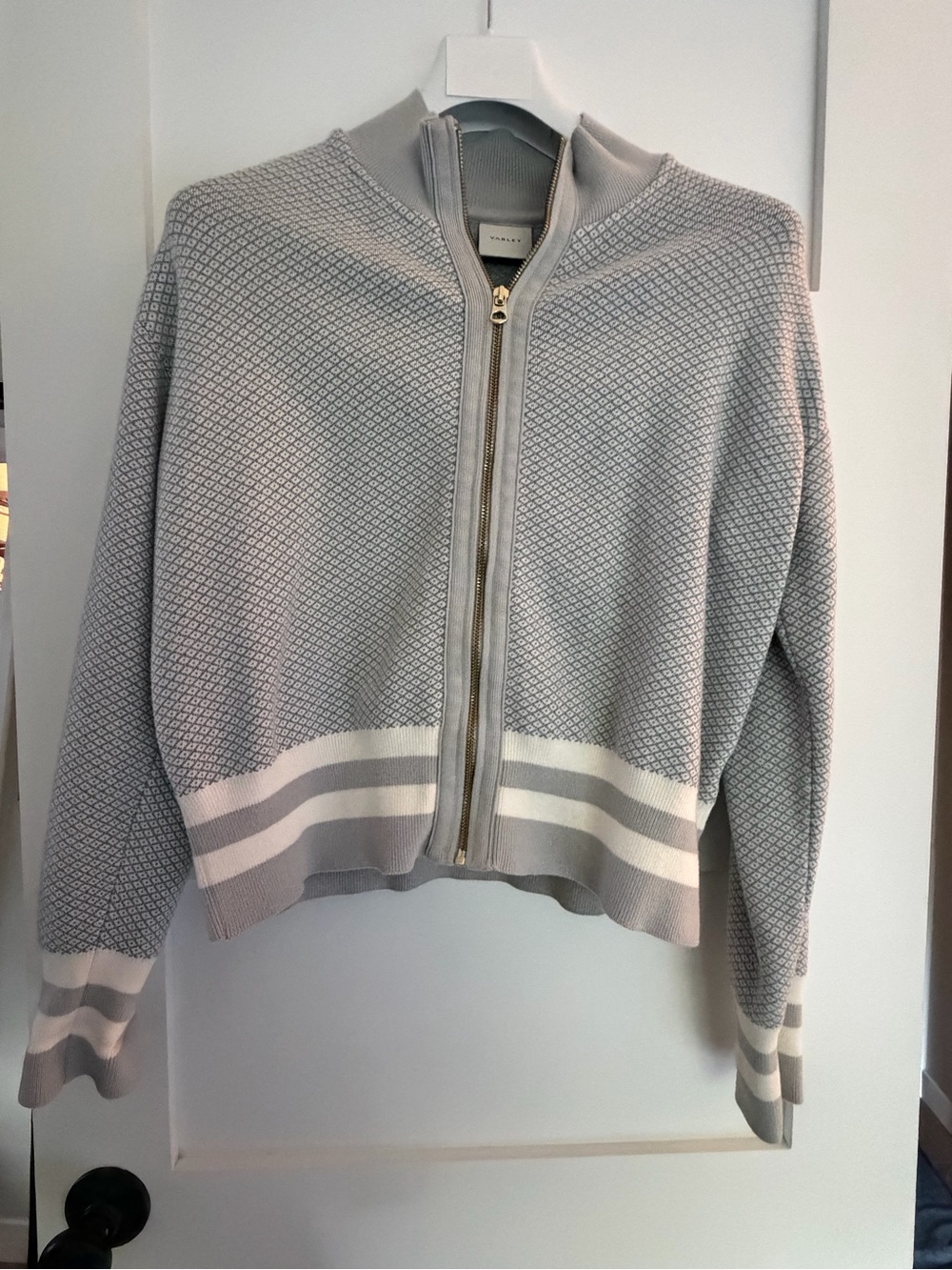 Varley Oregon Light Gray Zip-Up Knit Jacket - Large